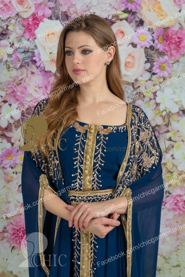 ⁦ستايل خليجي مع رداء مشغول | نيلي⁩ - الصورة ⁦2⁩