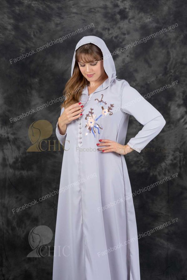 ⁦جلابية خليجي مع شغل يدوي مع كب | سمائي فاتح⁩ - الصورة ⁦4⁩