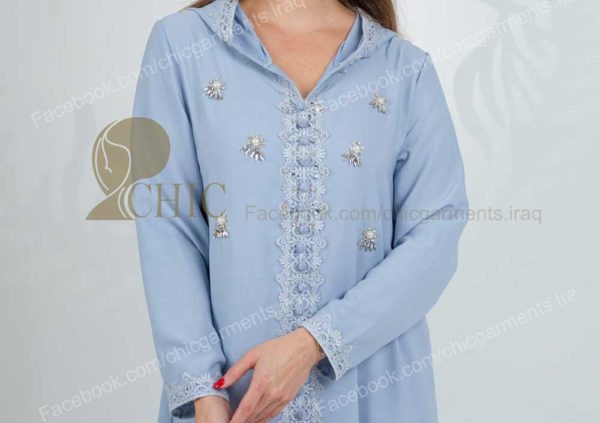 ⁦جلابية خليجي مع شغل يدوي مع كب | سمائي فاتح⁩ - الصورة ⁦4⁩
